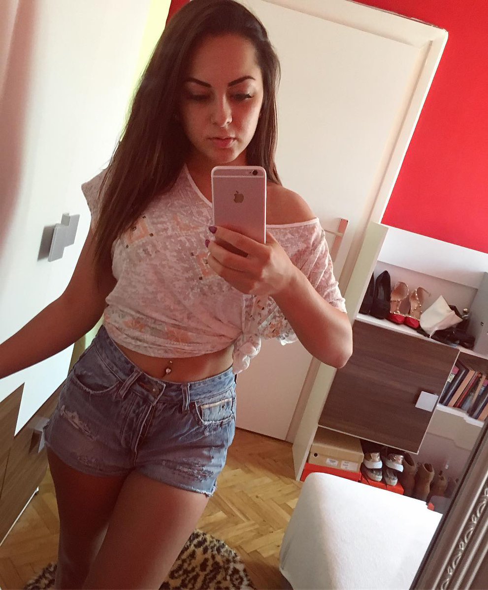 Ağaçören Escort Bayan Lara – Randevu