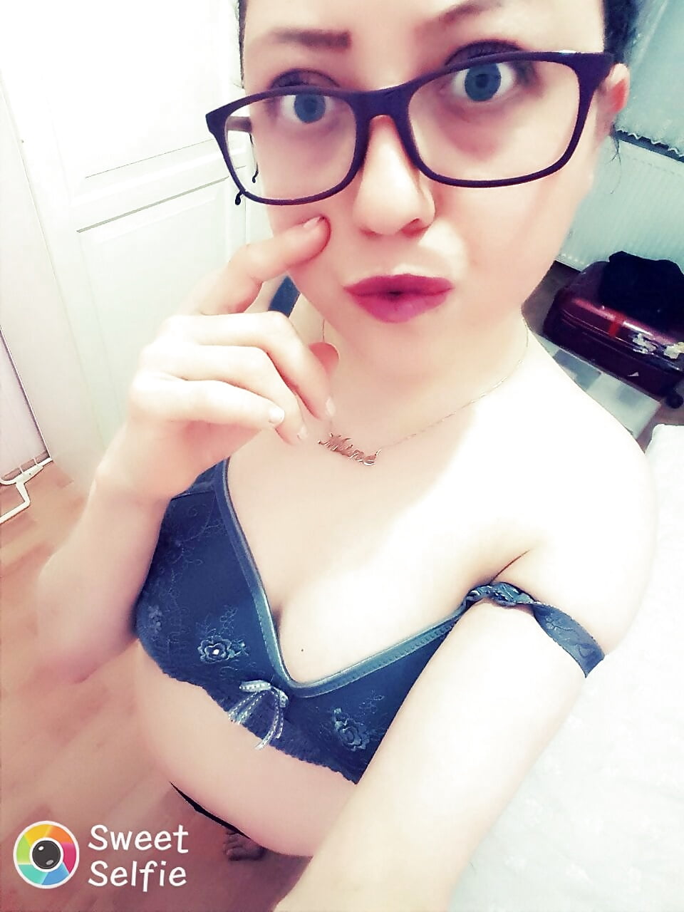 Ece Borçka Escort Bayan Profili