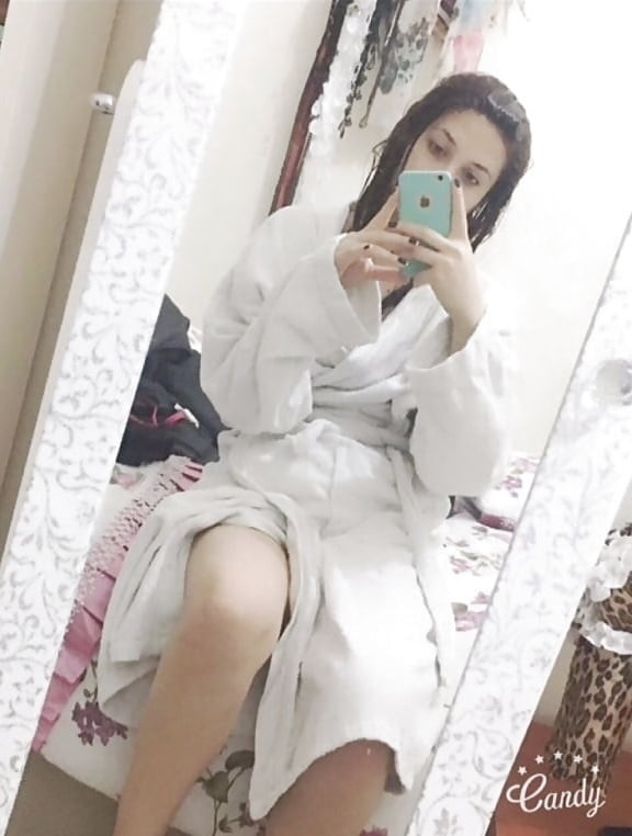 Burhaniye Escort Yagmur – Guler yuzlu partner
