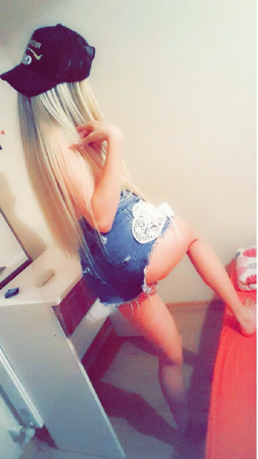 Damla Yağlıdere Escort Bayan Profili