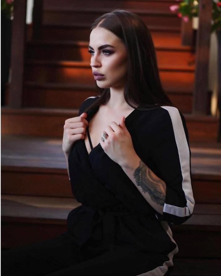 Aydıncık Escort Bayan Yagmur – Randevu