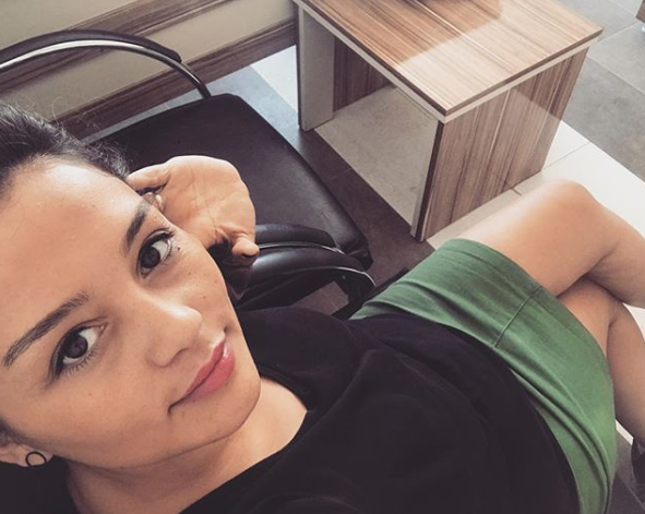 Feyza – Yenifakılı Escort partner